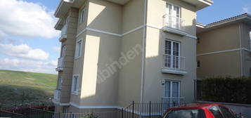 BAHÇEŞEHİR ESTON 3.MAHALLE 1+1 KISA KATLI BLOK SATILIK DAİRE