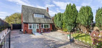 2 bedroom detached house for sale