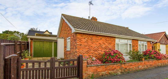 2 bedroom detached bungalow for sale