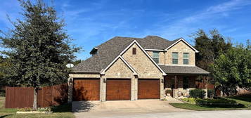 8264 Western Lakes Dr, Fort Worth, TX 76179