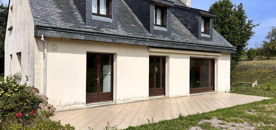 Vente maison 6 pièces 180 m²