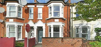 5 bedroom terraced house for sale