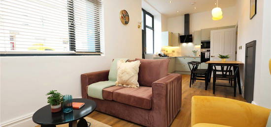 2 bed flat to rent