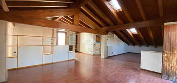 LOFT A VEROLAVECCHIA