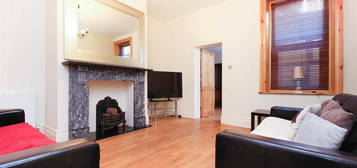 Flat to rent in Shortridge Terrace, Jesmond, Newcastle Upon Tyne NE2