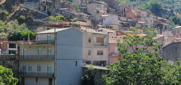 Casa indipendente in vendita in corso Mazzullo s.n.c