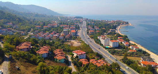 Kocaeli Karamrsel Ereli Satlk 250 m2 4+1 Tripleks Villa..