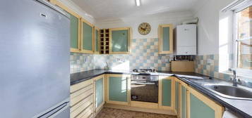 2 bedroom ground floor flat to rent