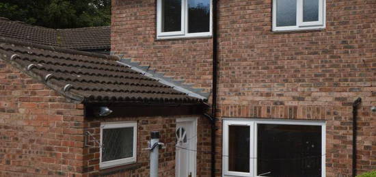 3 bed terraced house to rent