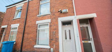 2 bed terraced house to rent