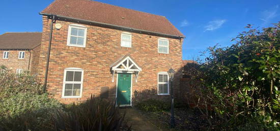 3 bedroom detached house