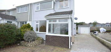 3 bedroom semi-detached house