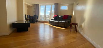 2 bed flat to rent