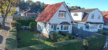 2 bed detached house to rent