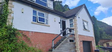 3 bedroom detached house