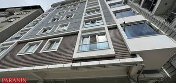 MERKEZİ KONUMDA FULL YENİ EŞYALI 2+1 DAİRE