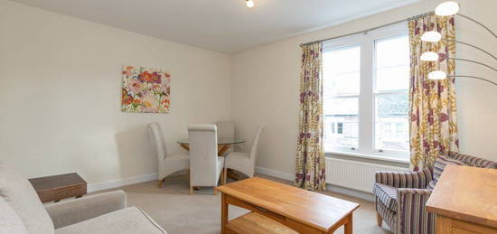 Flat to rent in Walton Crescent, Oxford OX1