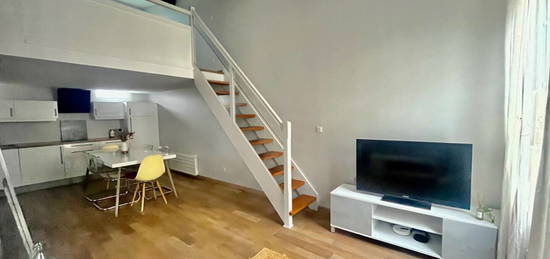 Appartement  à louer, 2 pièces, 1 chambre, 43 m²