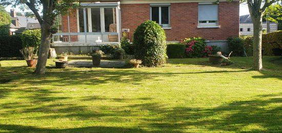 Maison individuelle avec jardin