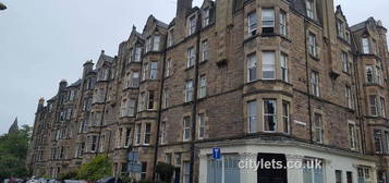 Flat to rent in Montpelier, Bruntsfield, Edinburgh EH10