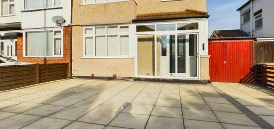 3 bedroom semi-detached house