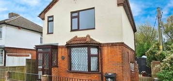 3 bedroom detached house