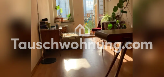 Tauschwohnung: Helle 2 Raumwohnung mit Balkon und Blick ins Grüne