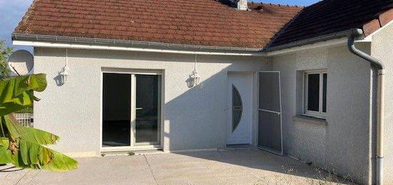 Maison sur sous-sol sur 1150m² de terrain à Burgille