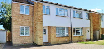 5 bedroom semi-detached house for sale