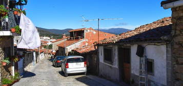 Casa adosada en venta en Hoyos