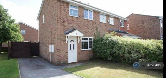 2 bedroom semi-detached house