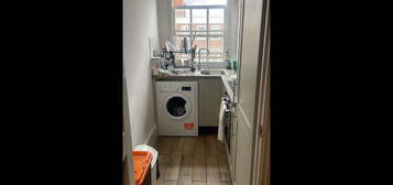 Flat to rent in Park West, London W2