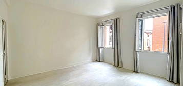 TOULOUSE - Haut Saint-Aubin appartement T2 bis Traversant.