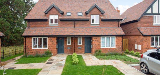 3 bedroom semi-detached house