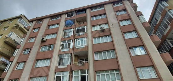 TOKER DEN HALKALI AYKAN SİTESİNDE 130 M2 KİRALIK 3+1 ASANSÖRLÜ