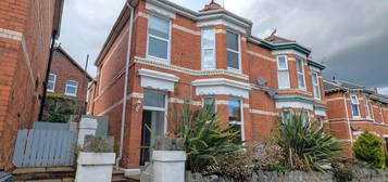 3 bedroom semi-detached house