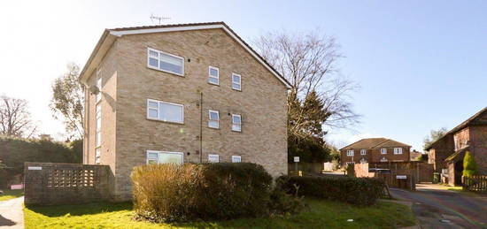 Flat to rent in 24 Beech Grove, Storrington, Pulborough, West Sussex RH20