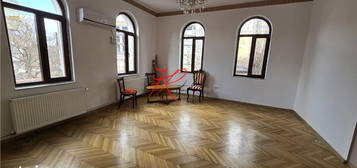 OFERTA! Vanzare apartament 3 camere in vila, Ferdinand + pod