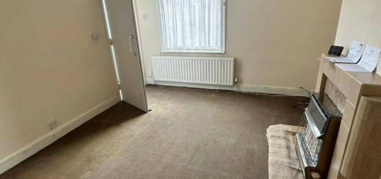 4 bedroom terraced house