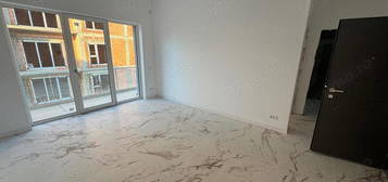 2 camere. Zona excelenta. Disponibil Imediat