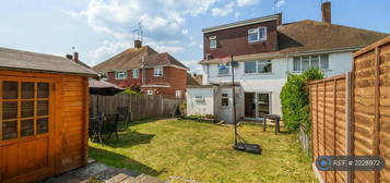 5 bedroom semi-detached house