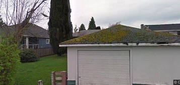 2052 Paulus Cres, Burnaby, BC V5A 2M1