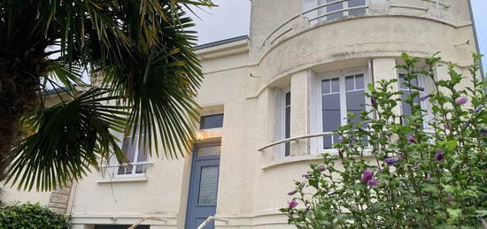 Maison  à vendre, 8 pièces, 4 chambres, 117 m²