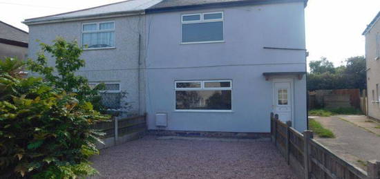 3 bed semi-detached house to rent