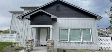 885 E  Travel Ln #104, Kuna, ID 83634