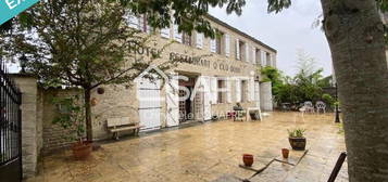 Ancien hôtel avec 8 chambres