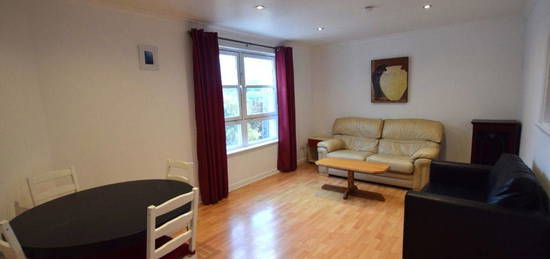 2 bed flat to rent