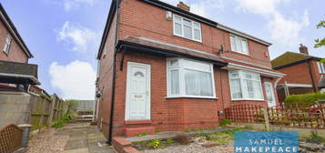 2 bed semi-detached house for sale