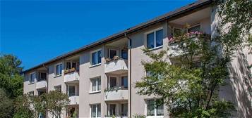 Frisch gestrichene 3-Zimmer-Wohnung mit neuen Sanitärobjekten in Bielefeld-Sennestadt
