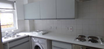 1 bed end terrace house to rent